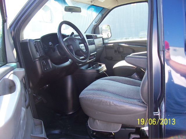 2006 Chevrolet Express Coupe 4D