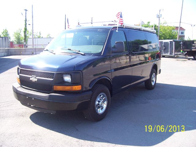2006 Chevrolet Express Coupe 4D