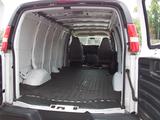 2006 Chevrolet Express REG WB