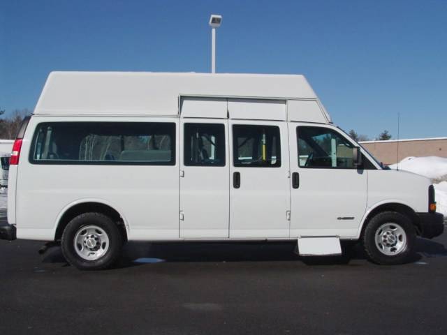 2006 Chevrolet Express Unknown