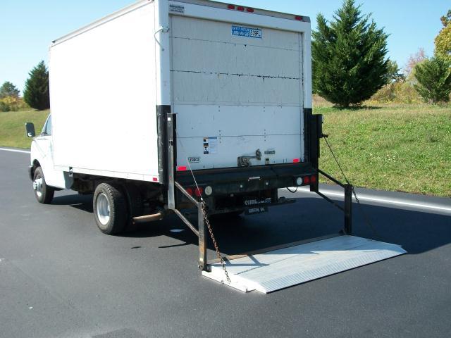 2006 Chevrolet Express Navigation W/confort PKG