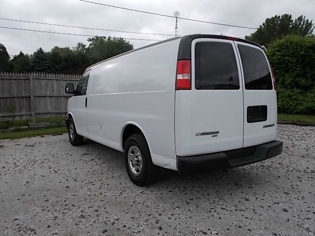 2006 Chevrolet Express CE 1.8