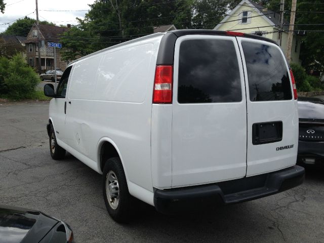2006 Chevrolet Express Coupe 4D