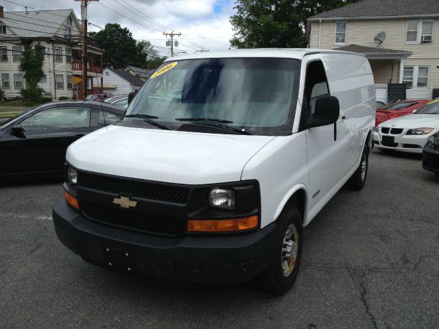 2006 Chevrolet Express Coupe 4D