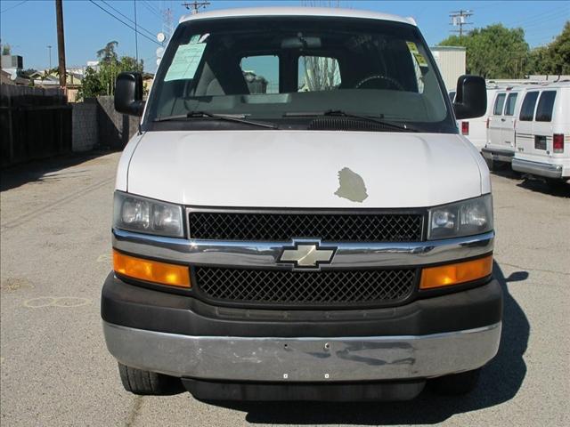 2006 Chevrolet Express Overland 4X4