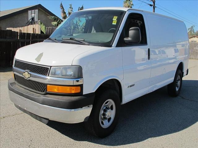 2006 Chevrolet Express Overland 4X4