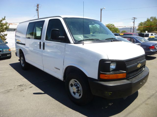 2006 Chevrolet Express Coupe 4D
