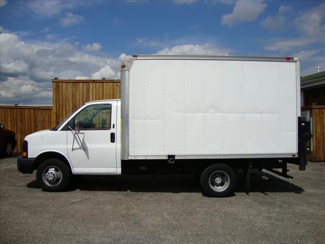 2006 Chevrolet Express Unknown