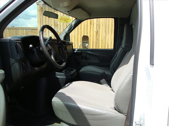 2006 Chevrolet Express Unknown