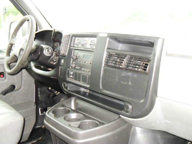 2006 Chevrolet Express Coupe 4D