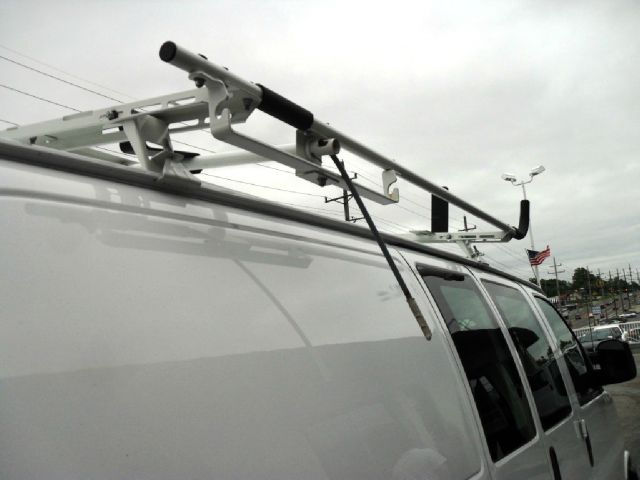 2006 Chevrolet Express Coupe 4D