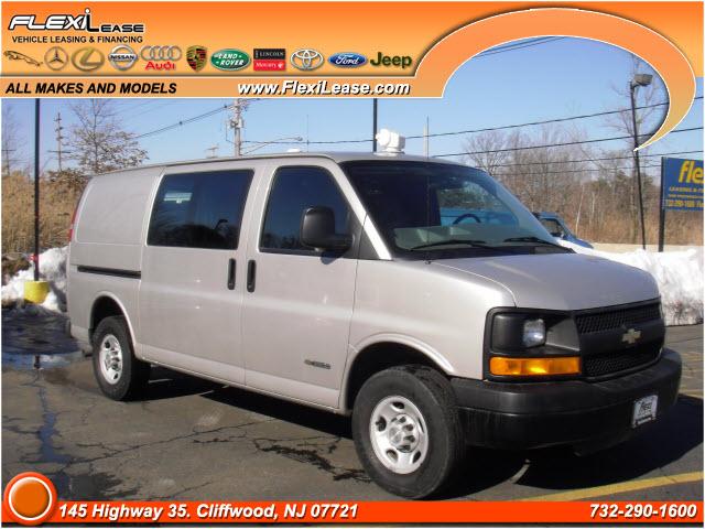 2006 Chevrolet Express Limited Sport Utility 4D
