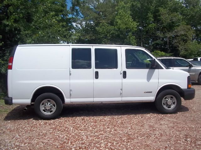 2006 Chevrolet Express REG WB