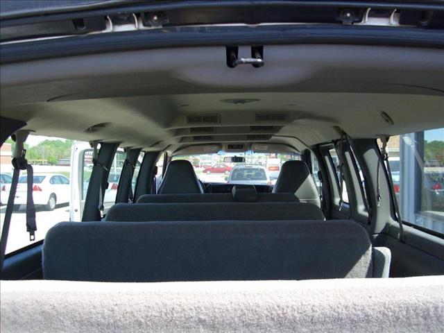 2006 Chevrolet Express Unknown