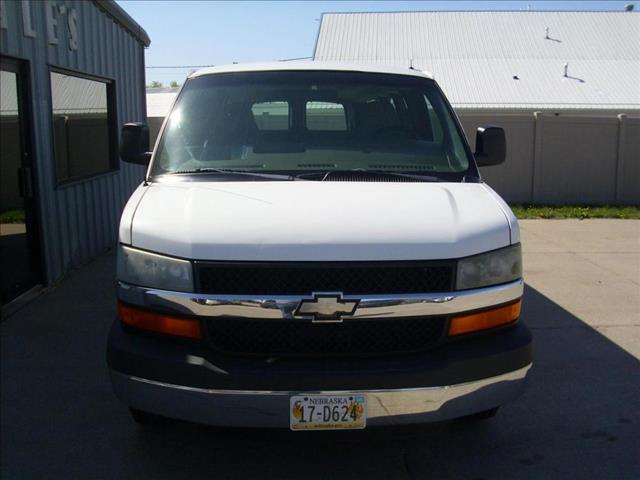 2006 Chevrolet Express Unknown