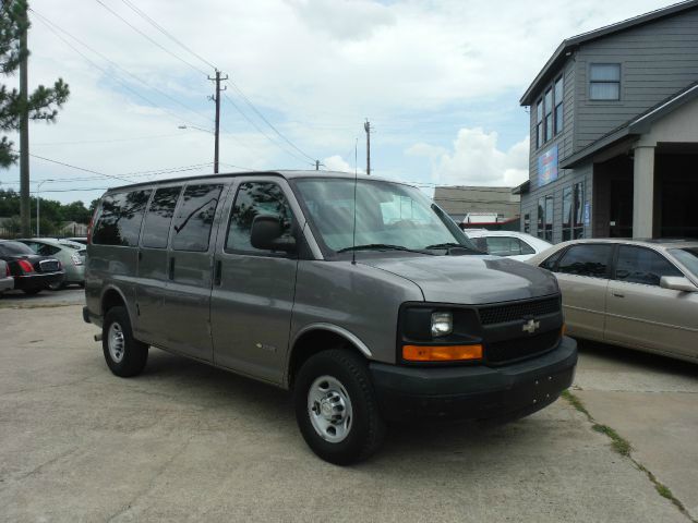2006 Chevrolet Express Coupe 4D