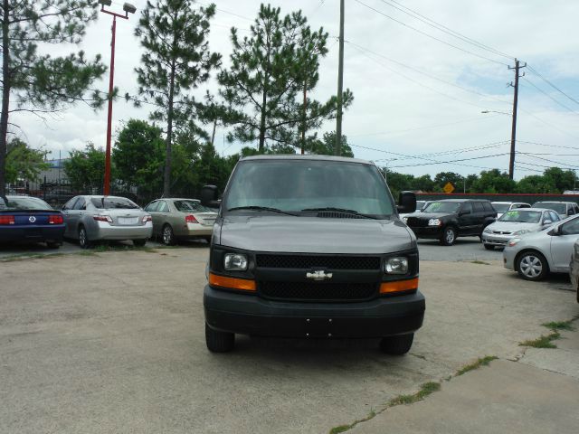 2006 Chevrolet Express Coupe 4D