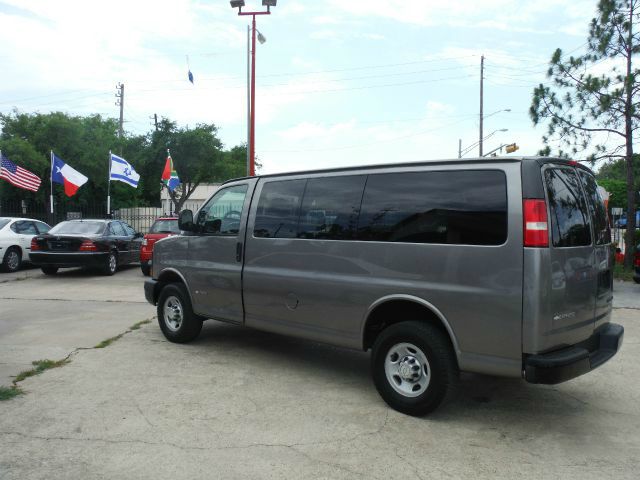 2006 Chevrolet Express Coupe 4D