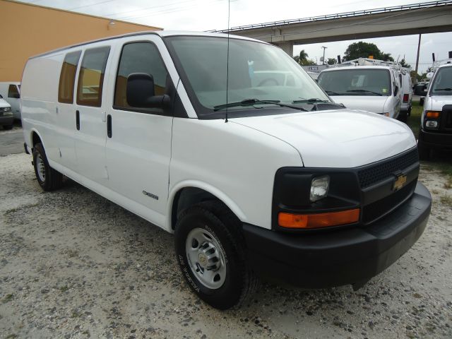 2006 Chevrolet Express Ram 3500 Dually