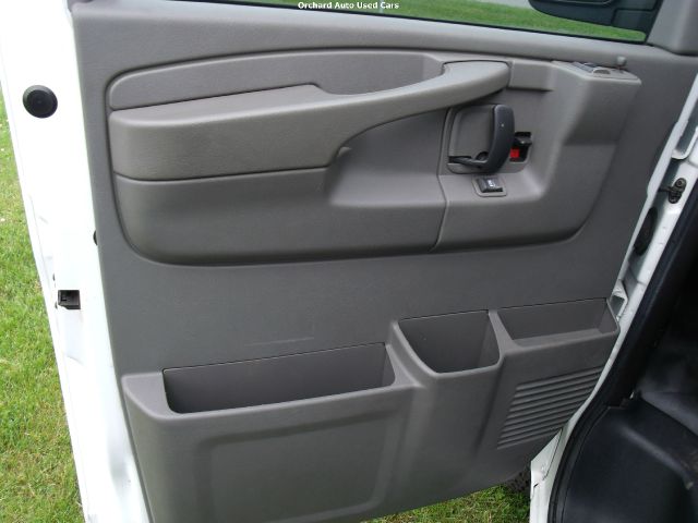 2006 Chevrolet Express Ls/5.3l/3rd ROW