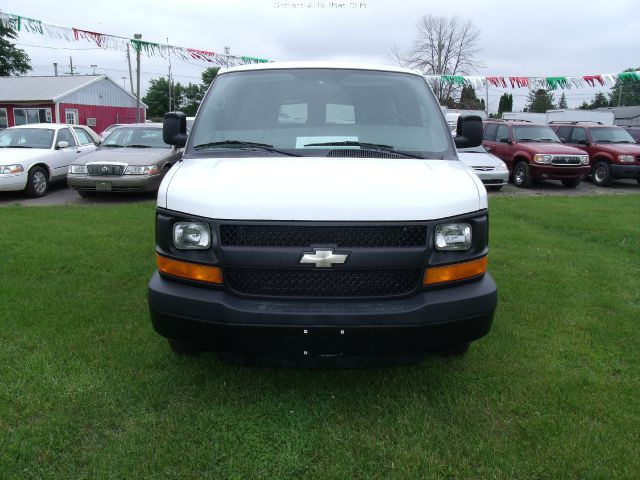 2006 Chevrolet Express Ls/5.3l/3rd ROW