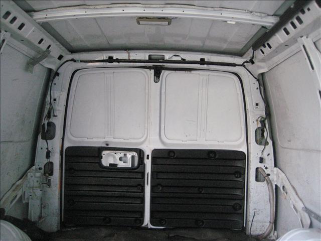 2006 Chevrolet Express Base