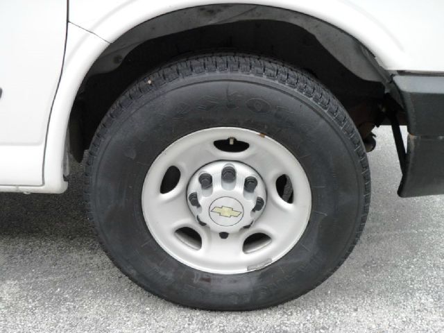 2006 Chevrolet Express Coupe 4D