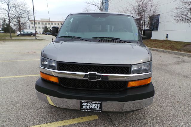 2006 Chevrolet Express Water Truck
