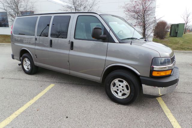 2006 Chevrolet Express Water Truck