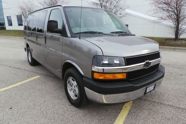 2006 Chevrolet Express Water Truck