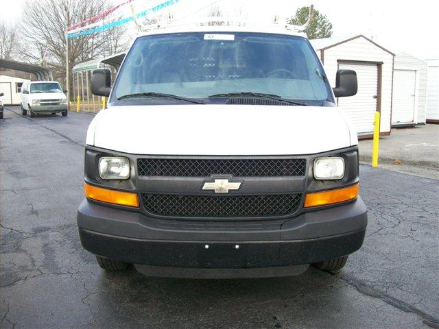 2007 Chevrolet Express LS 4X4