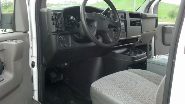 2007 Chevrolet Express Silverado Tmc Coyote