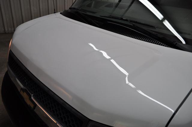 2007 Chevrolet Express LE w/CD MP3