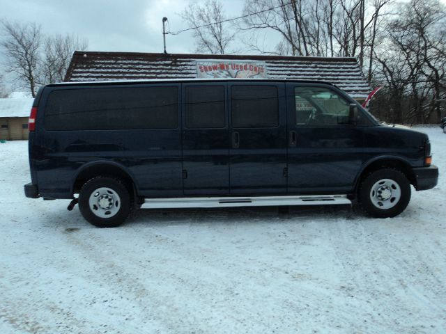 2007 Chevrolet Express 4dr Sdn LWB Sedan