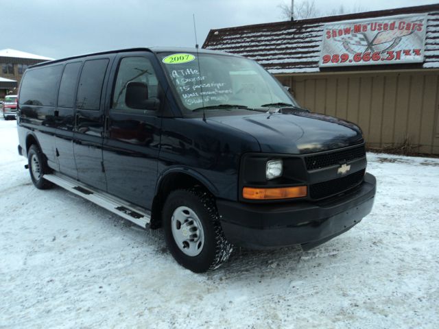 2007 Chevrolet Express 4dr Sdn LWB Sedan