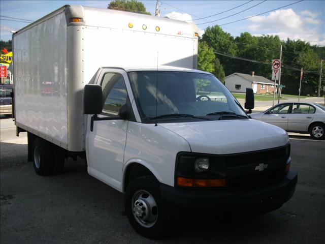 2007 Chevrolet Express Base