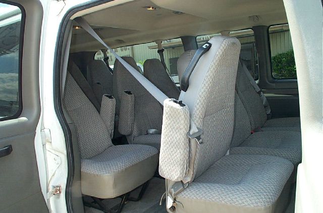 2007 Chevrolet Express 4dr Sdn LWB Sedan