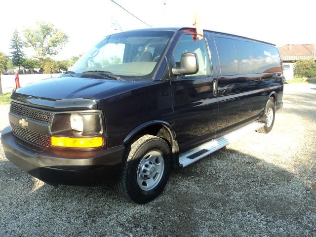 2007 Chevrolet Express 4dr Sdn LWB Sedan