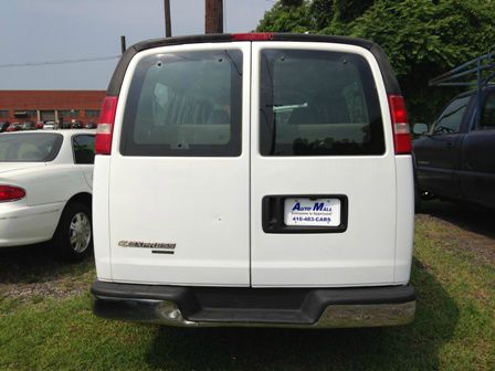 2007 Chevrolet Express 4dr Sdn LWB Sedan