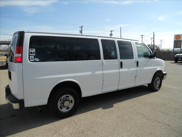 2007 Chevrolet Express Base