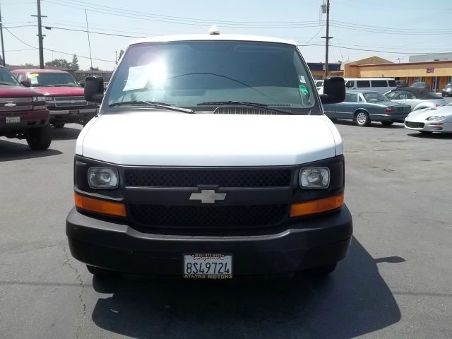 2007 Chevrolet Express Limited 4WD One Owner Leather