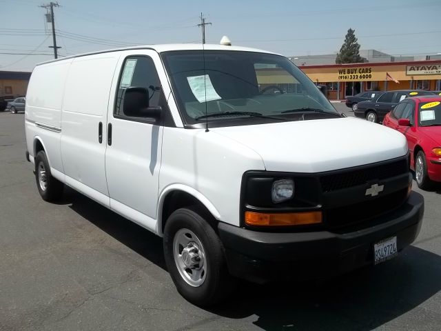 2007 Chevrolet Express Limited 4WD One Owner Leather