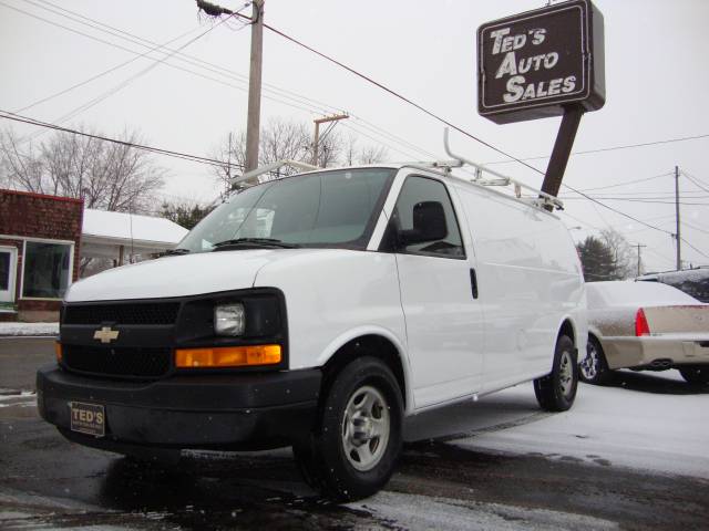 2007 Chevrolet Express Ls-awd-2nd Bench-cd Player-1 Owner