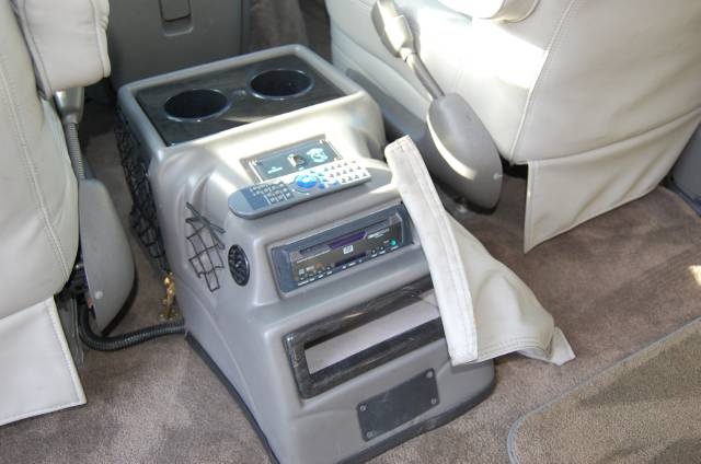 2007 Chevrolet Express LE w/CD MP3