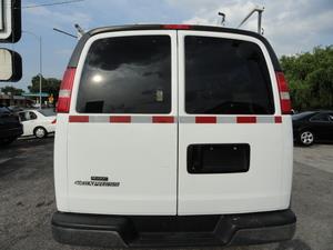 2007 Chevrolet Express 750i 4dr Sdn