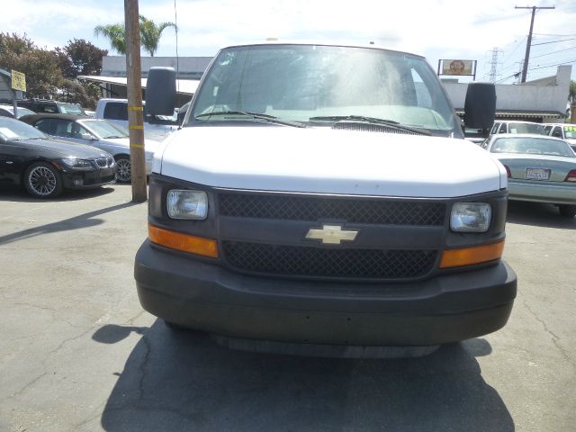 2007 Chevrolet Express 750i W/ Navi