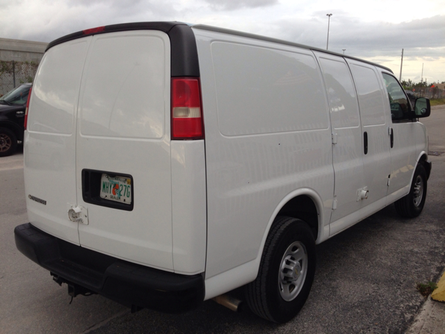 2007 Chevrolet Express Coupe 4D