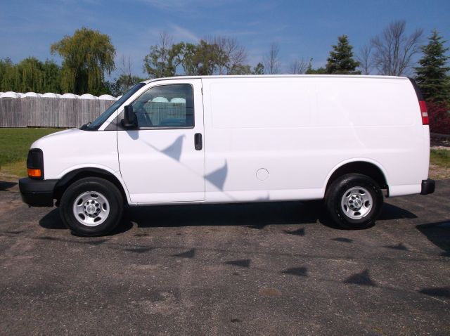 2008 Chevrolet Express Coupe 4D