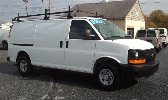 2008 Chevrolet Express Base
