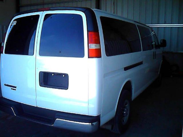 2008 Chevrolet Express 114.6 XLT W/rear Door Privacy Glass